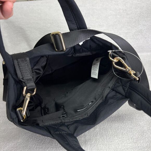 NWT Lululemon On My Level Crossbody Top Handle Tote Bag sm 5L Black - Picture 3 of 10